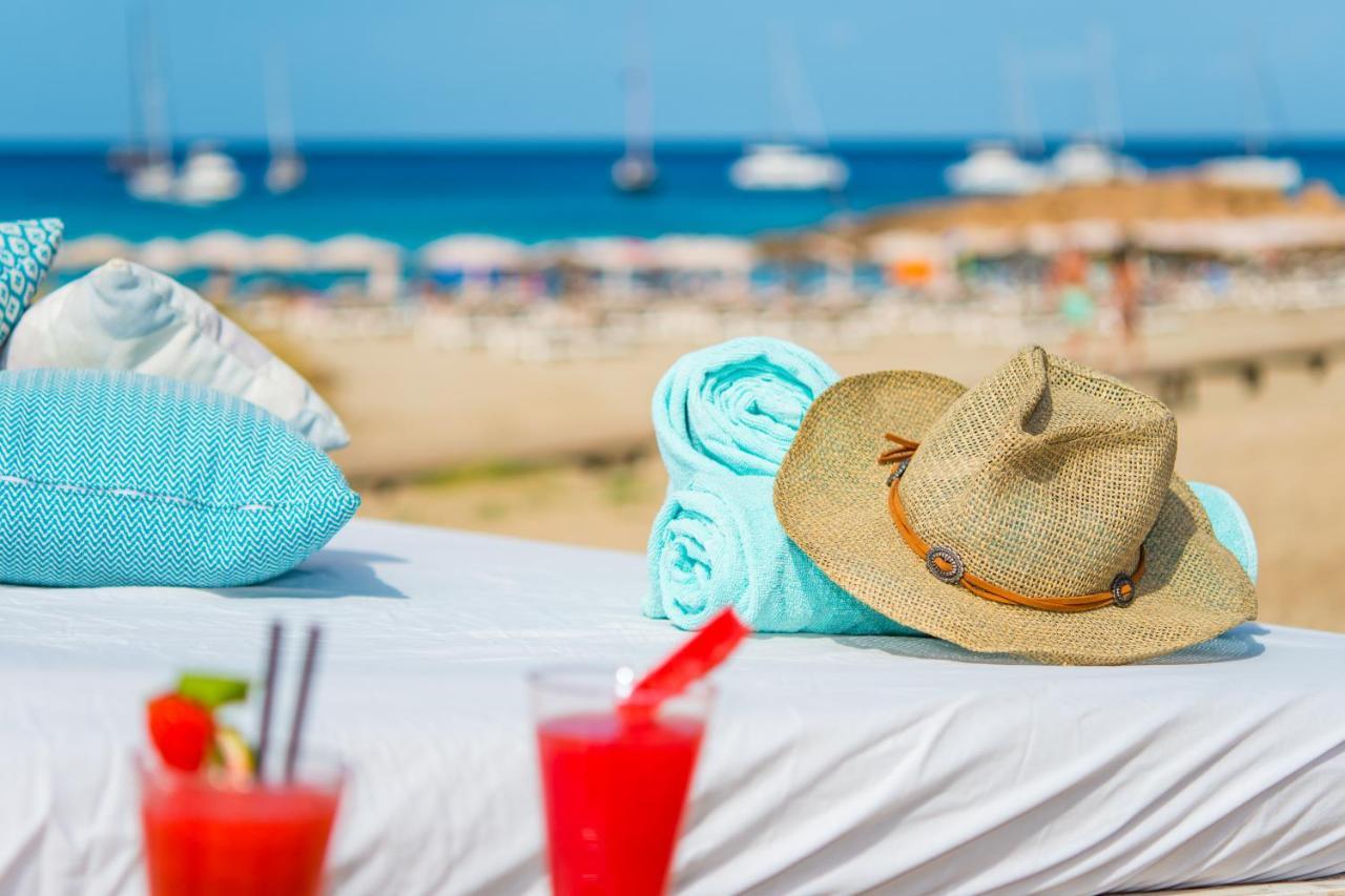 Insotel Tarida Beach Resort & Spa Cala Tarida  Exterior photo