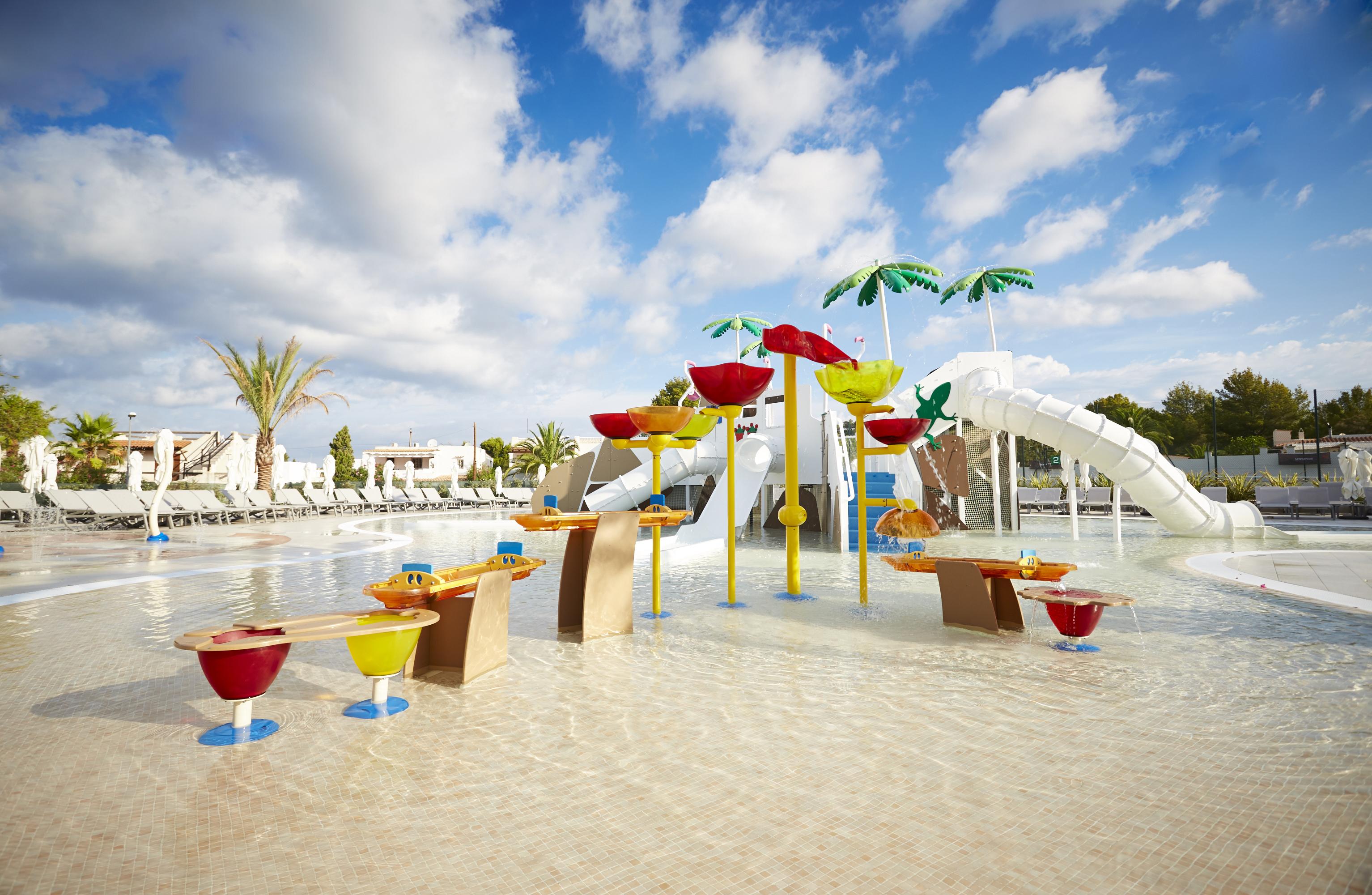 Insotel Tarida Beach Resort & Spa Cala Tarida  Exterior photo
